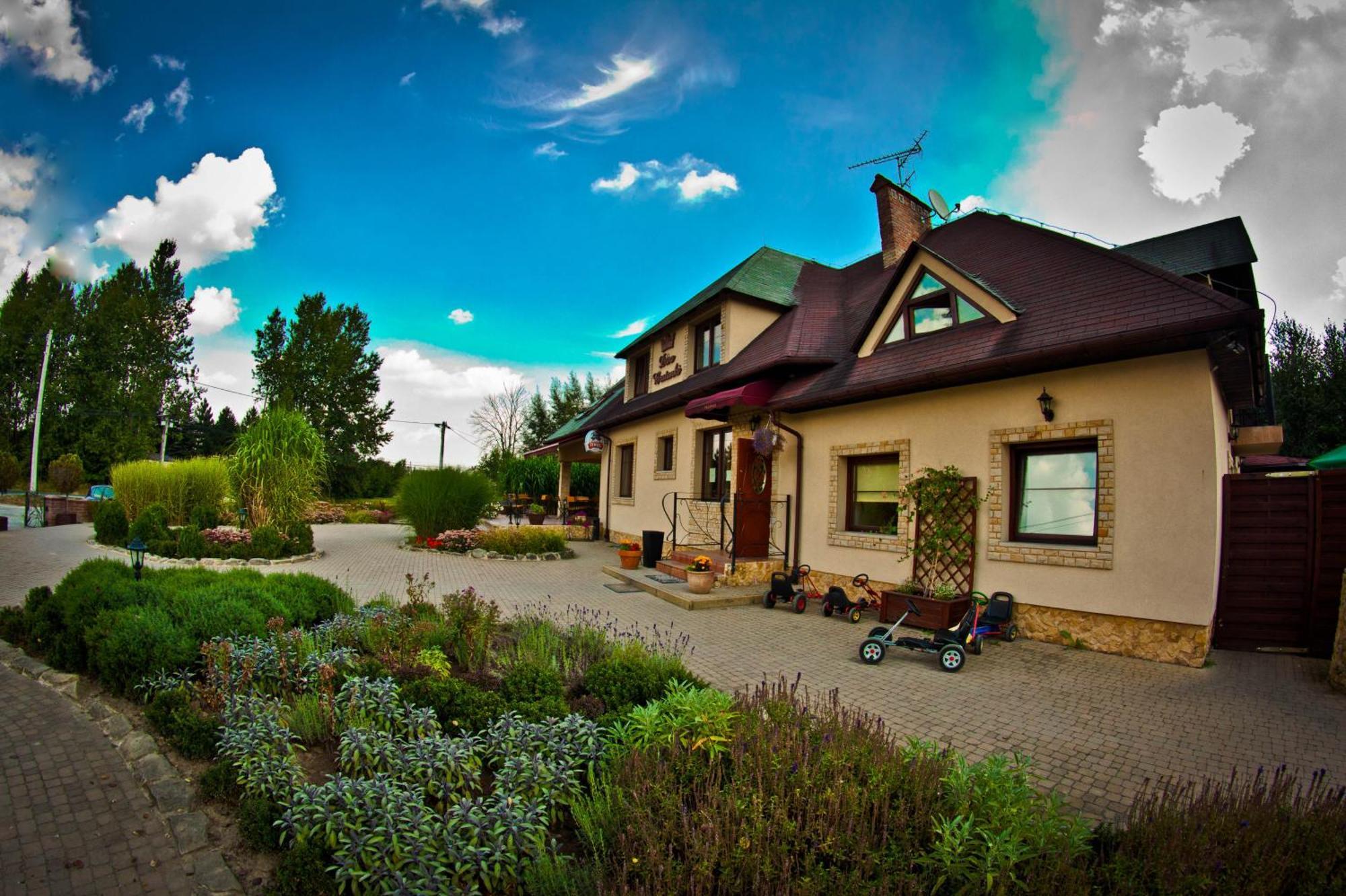 Dwa Bratanki Hotel Rzeszów Exterior foto