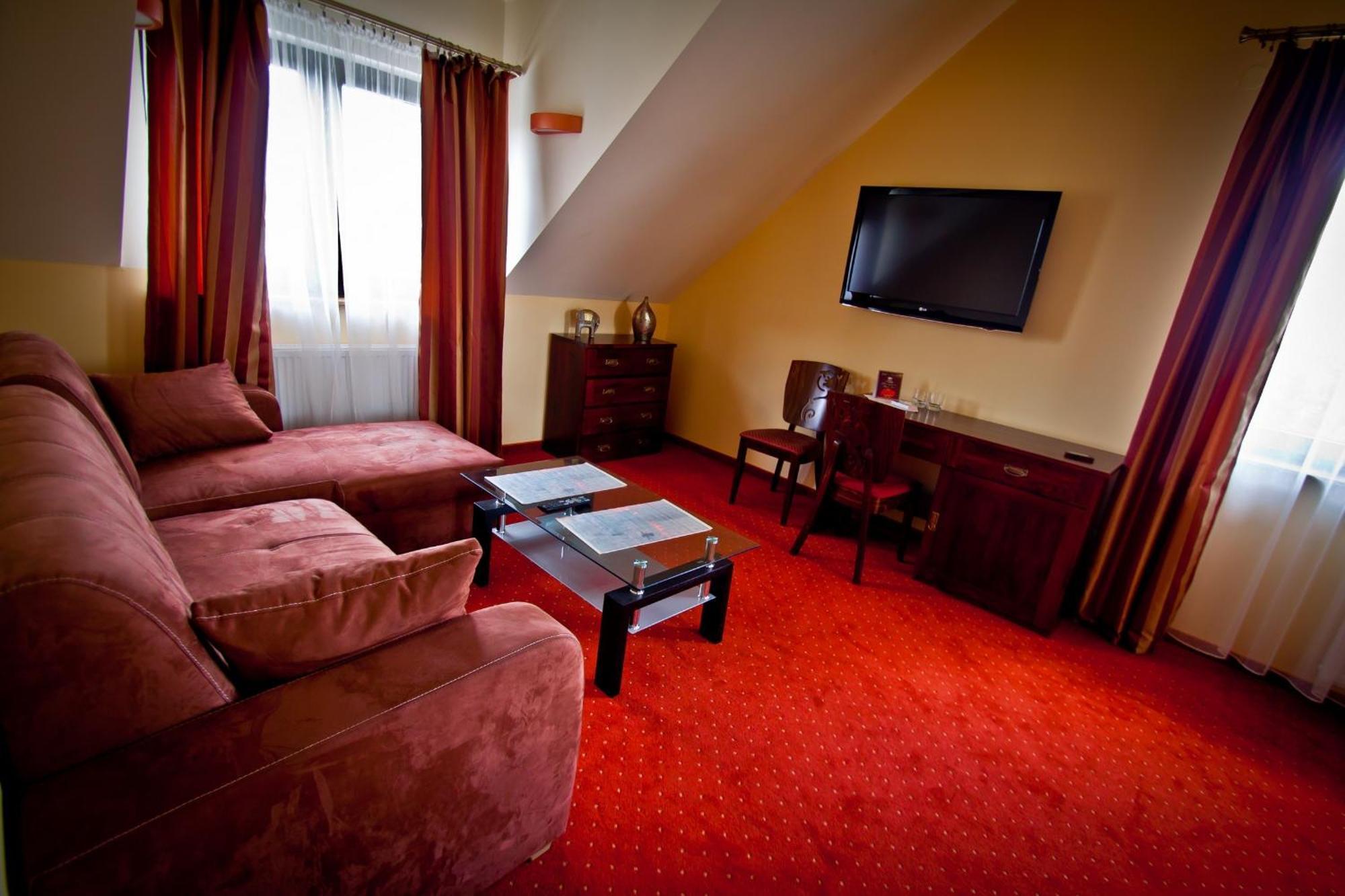 Dwa Bratanki Hotel Rzeszów Exterior foto